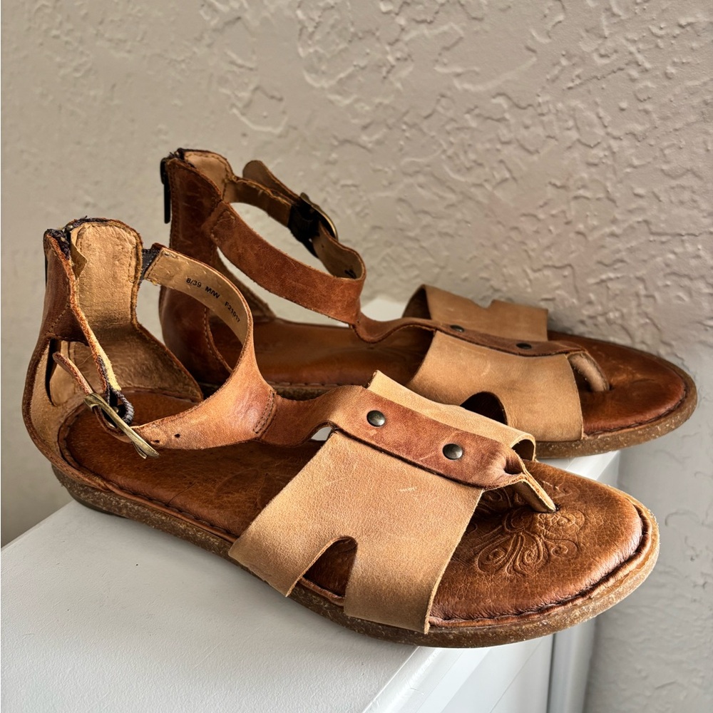 Born Timina Leather Sandals Gladiator Size 8
